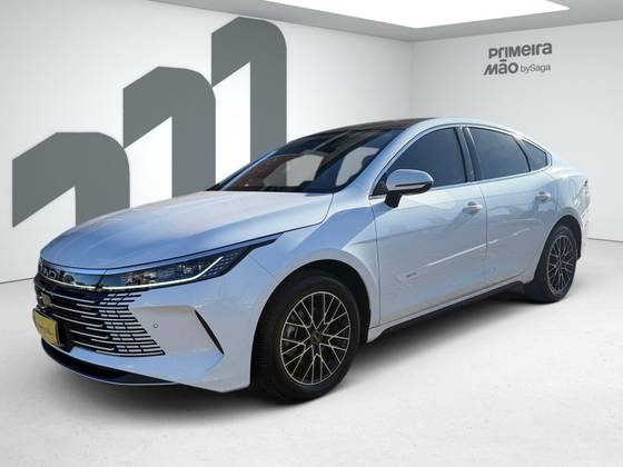 BYD KING 1.5 DM-I PHEV GS AUTOMÁTICO BYD KING 1.5 DM-I PHEV GS AUTOMÁTICO
